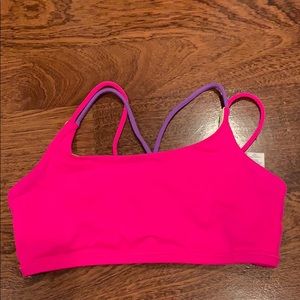 Super bright and colorful sports bra💓💚